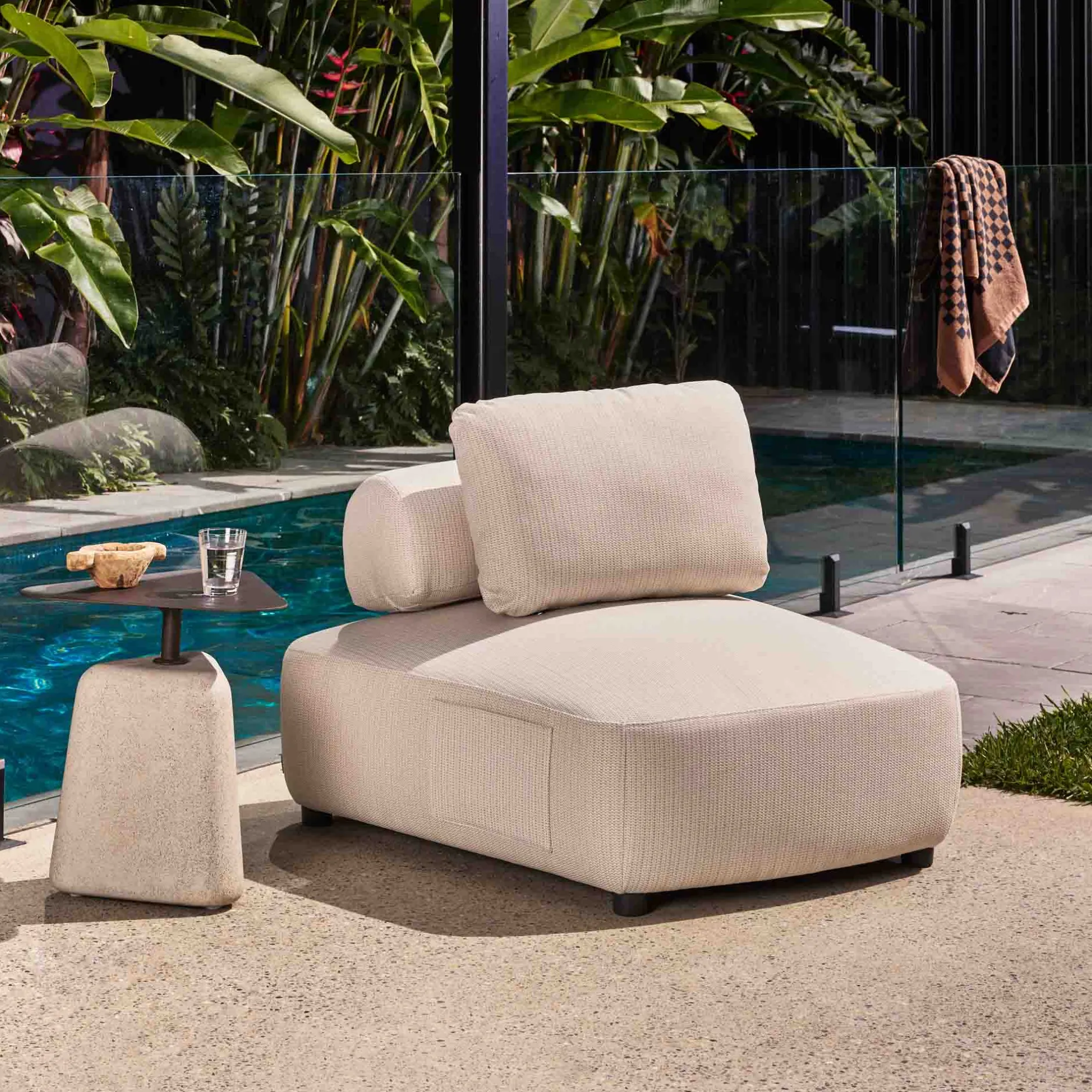 Clearance Horgans Alto Outdoor Side Table Natural & Black