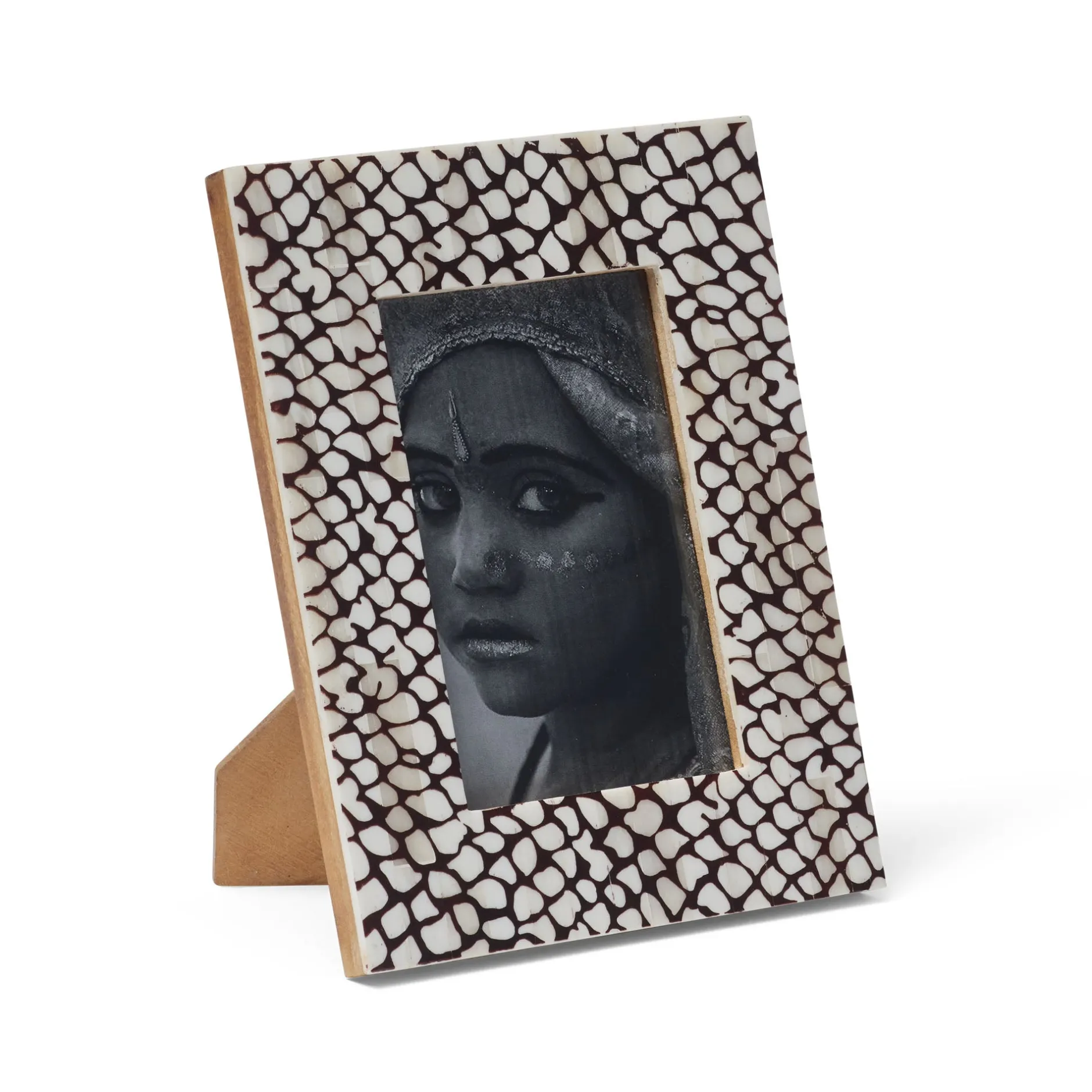 Discount Horgans Chandra Photo Frame 4 x 6 Dark Tan & White