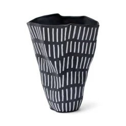 Best Horgans Emi Vase Black & White
