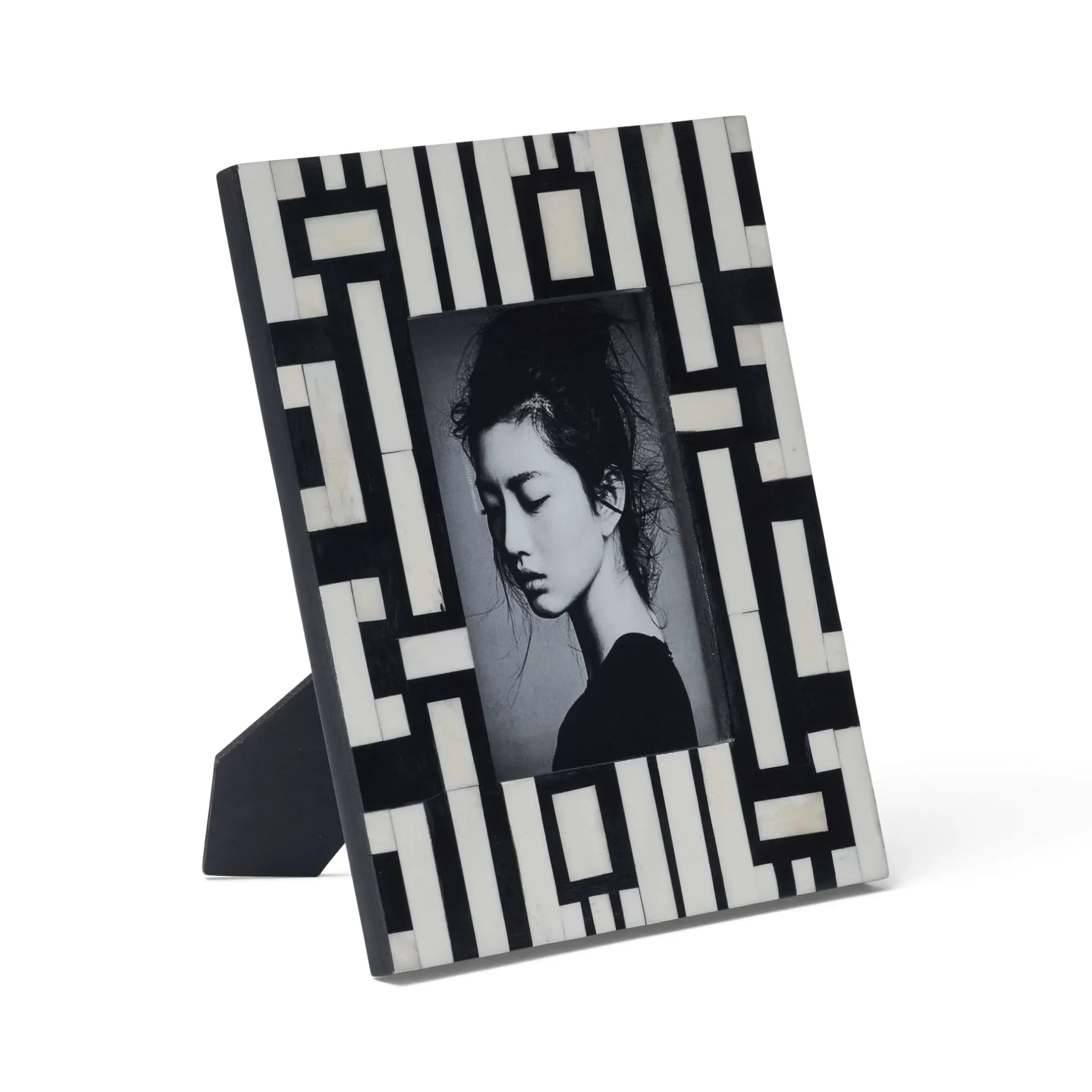 Fashion Horgans Florence Photo Frame 4 x 6 Black & White