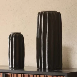 New Horgans Ika Vase Large Black