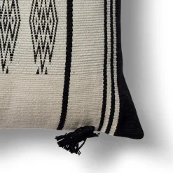 Hot Horgans Nova Handwoven Cushion 45x45 Black & White