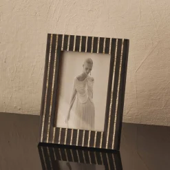 Fashion Horgans Omari Photo Frame 4 x 6 Black & Natural