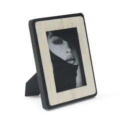 Fashion Horgans Pavo Photo Frame 4 x 6 White & Black