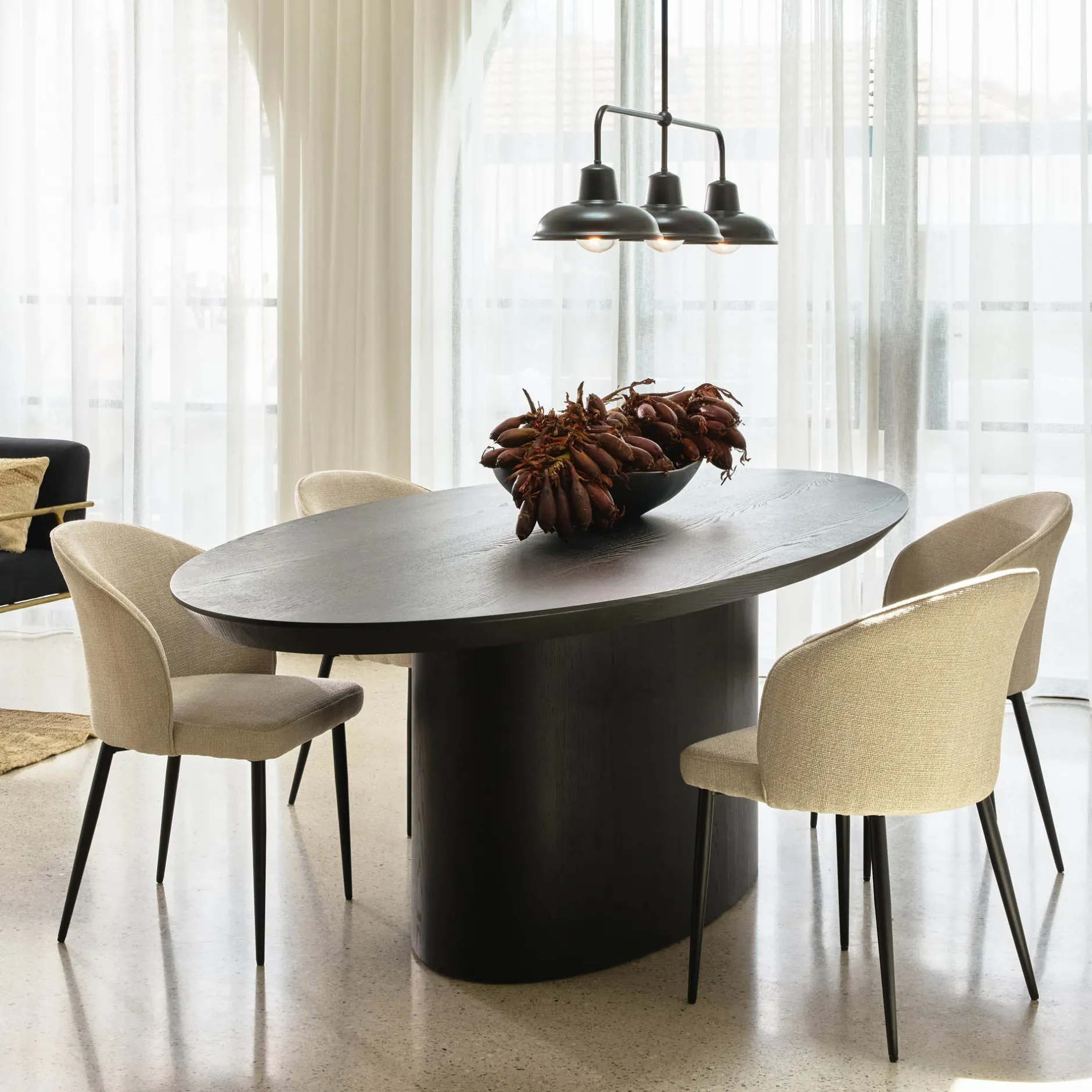 Fashion Horgans Pippa Oval Dining Table Medium Black