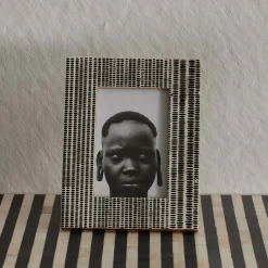 Best Horgans Tippi Photo Frame 4 x 6 Black & White
